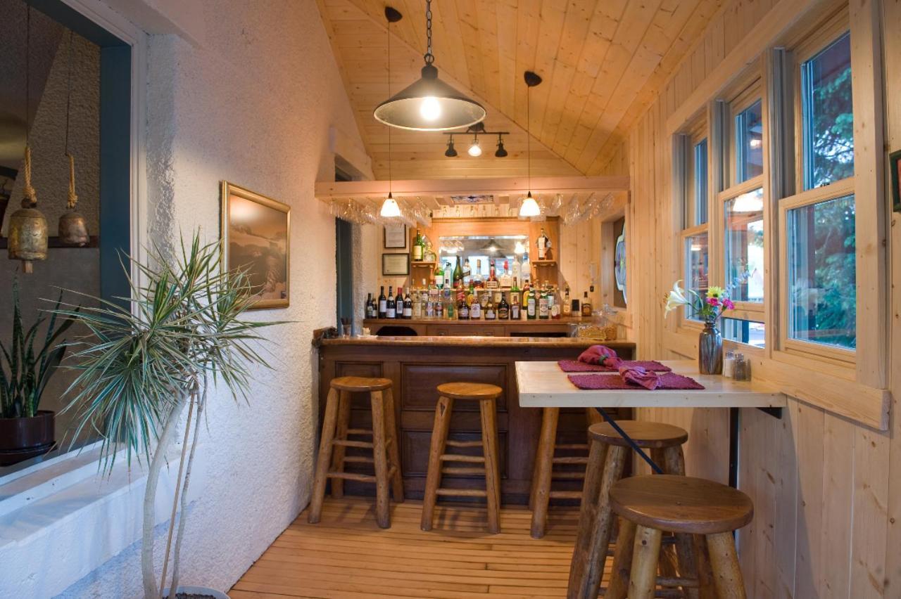 Elk Mountain Lodge 마운트크레스티드부트 외부 사진